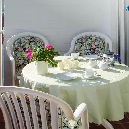 Haus Fritz-reuter-strasse 8 公寓 *
