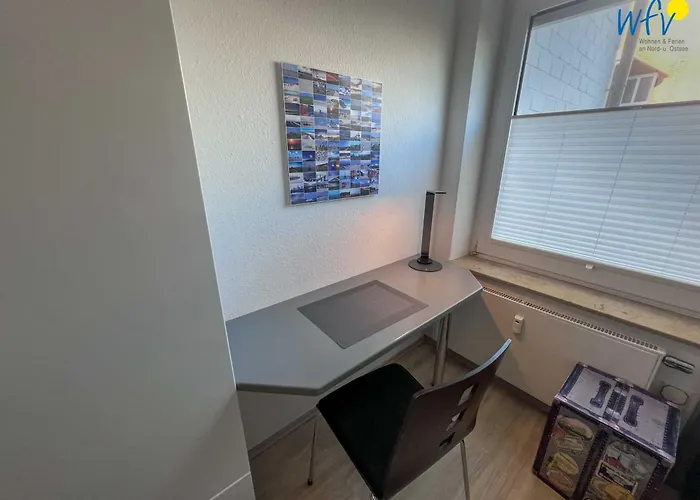 Haus Fritz-reuter-strasse 8 公寓